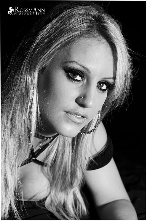 Monochrome Shooting mit Lilly